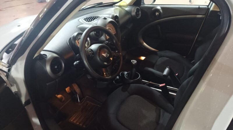 MINI COUNTRYMAN COOPER 1.6 D ALL4