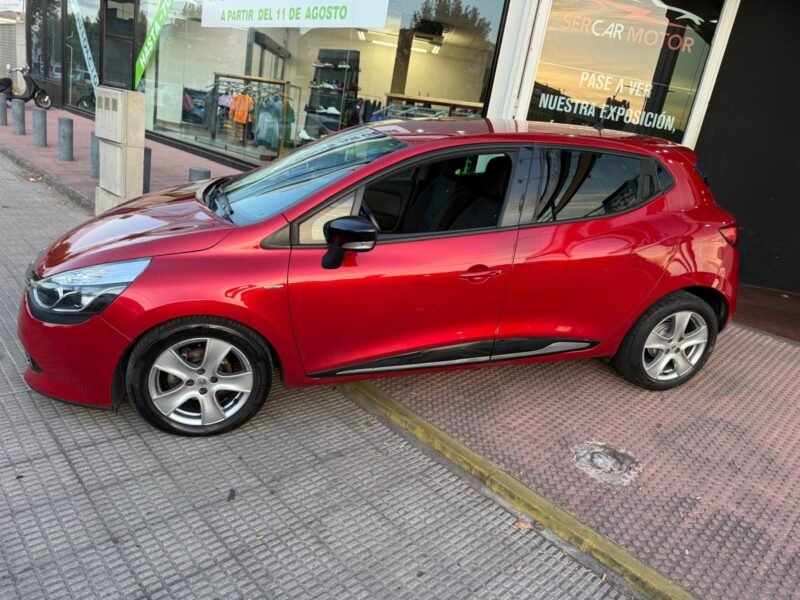 RENAULT Clio 1.5 dci limited