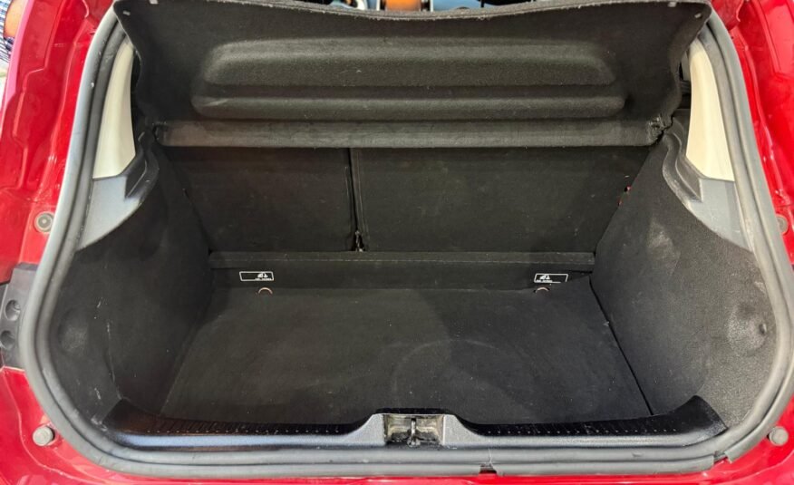 RENAULT Clio 1.5 dci limited