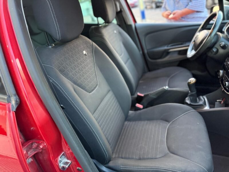 RENAULT Clio 1.5 dci limited