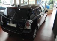 TOYOTA corrolla verso 2,2 4D sol