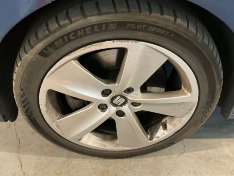 SEAT LEON Leon 2.0 TDI FR