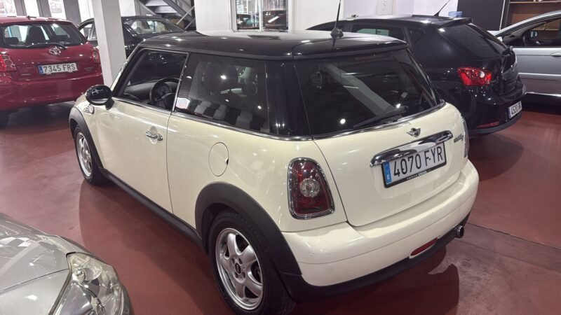 MINI Cooper cooper D