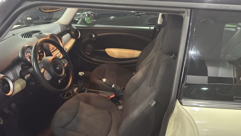 MINI Cooper cooper D