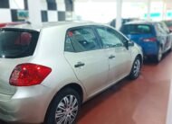 TOYOTA auris 1.4 D4D basis