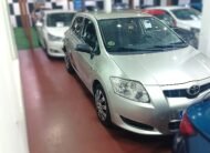 TOYOTA auris 1.4 D4D basis