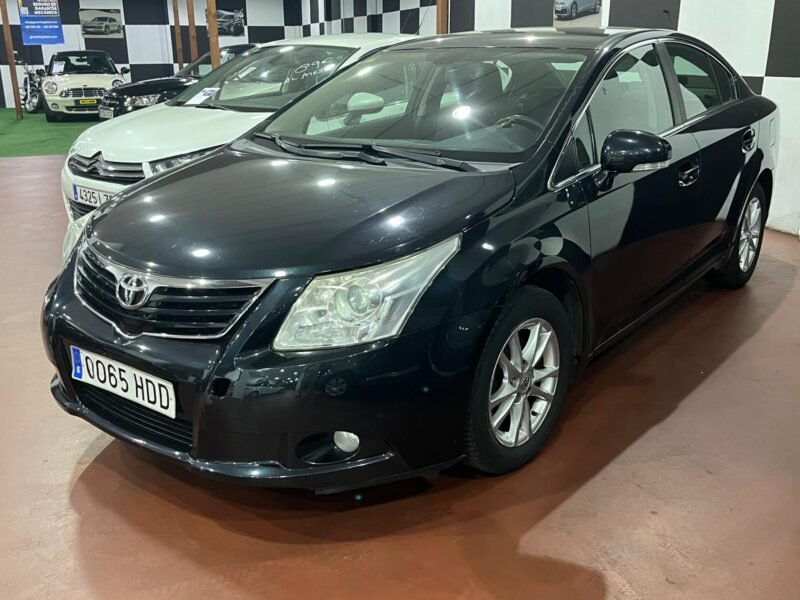 TOYOTA avensis 2.0 D4D advance