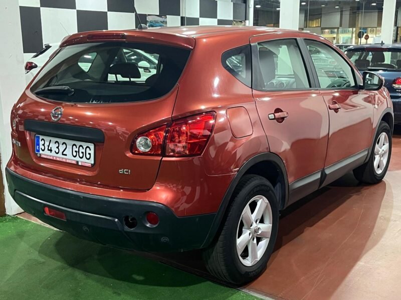 NISSAN QASHQAI 2.0 dCi Tekna 4×4