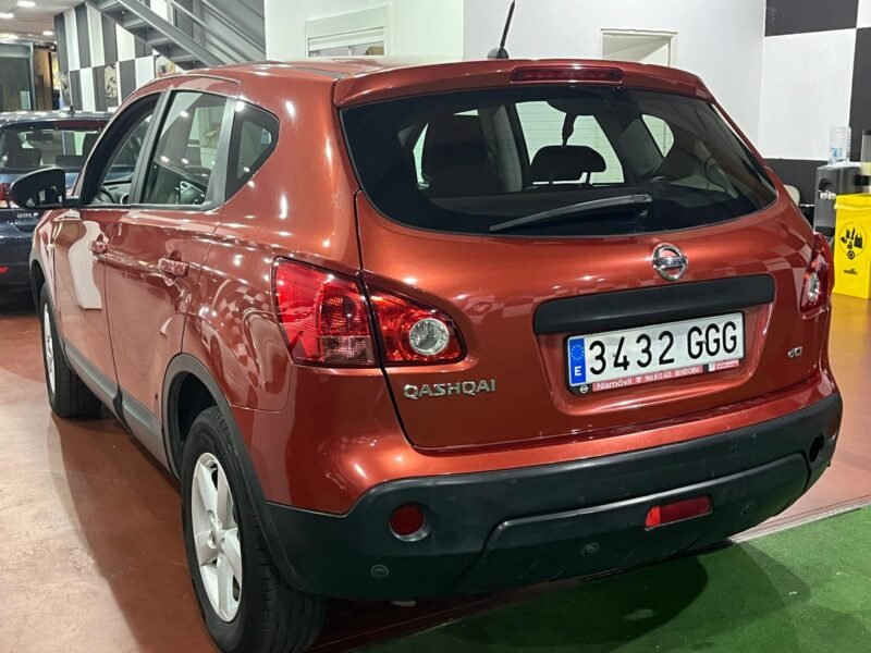 NISSAN QASHQAI 2.0 dCi Tekna 4×4
