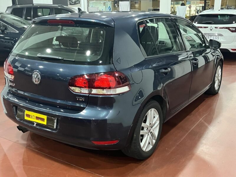 VOLKSWAGEN Golf VI 2.0 TDI SPORT