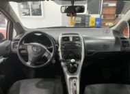TOYOTA auris 1.4 D4D basis