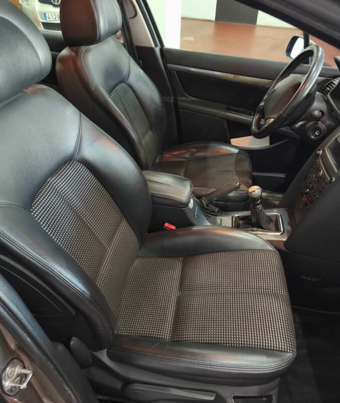 PEUGEOT 407 ST Sport Pack