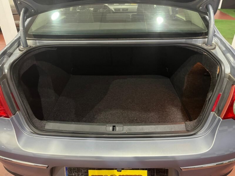 VOLKSWAGEN Passat 1.9 TDI 105cv ADVANCE