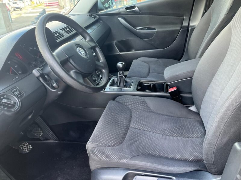 VOLKSWAGEN Passat 1.9 TDI 105cv ADVANCE