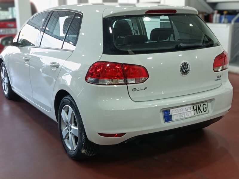 VOLKSWAGEN Golf VI 1.6 TDI 105CV ADVANCE
