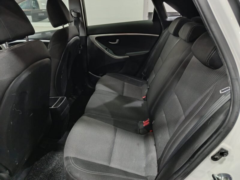 HYUNDAI i30 1.4 crdi klass