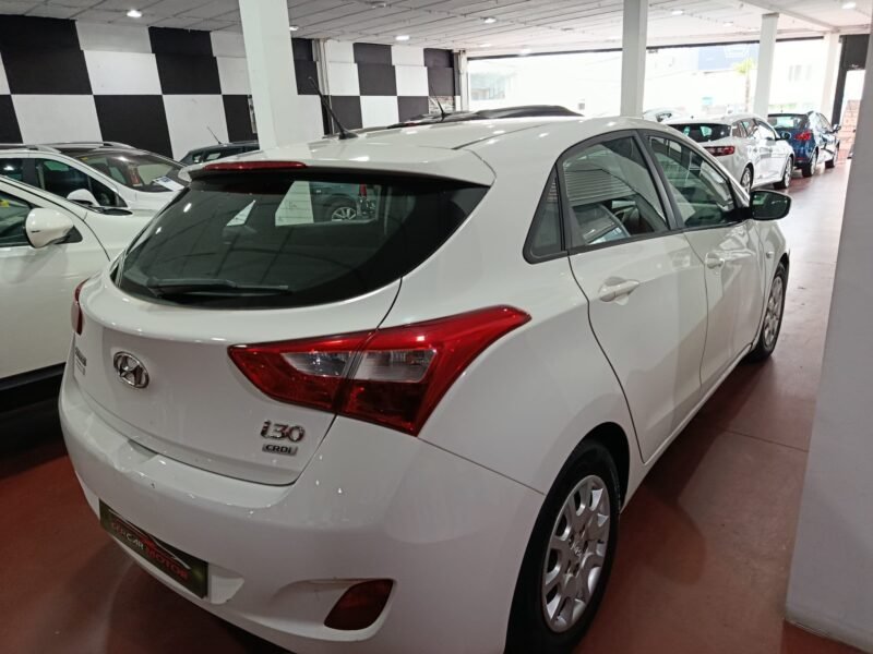 HYUNDAI i30 1.4 crdi klass