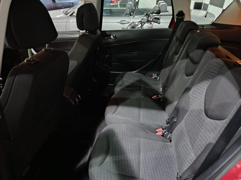 PEUGEOT 308 familiar 1.6 hdi 110 sw