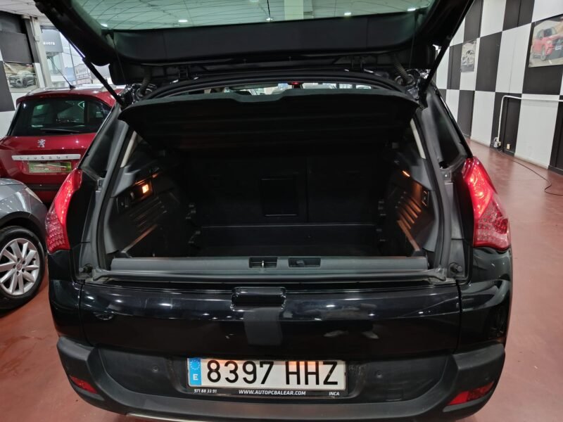 PEUGEOT 3008 1.6 HDi Allure