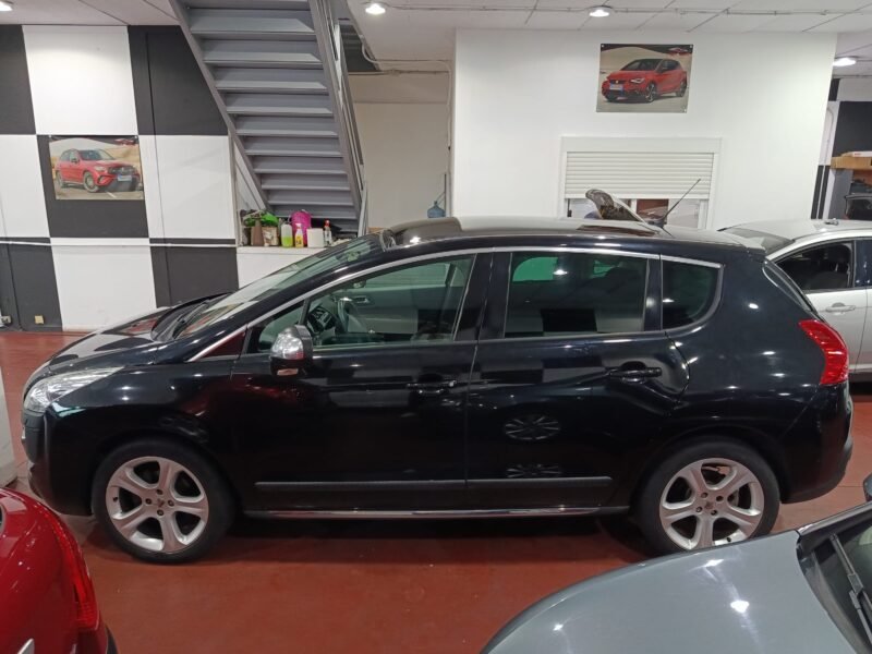 PEUGEOT 3008 1.6 HDi Allure