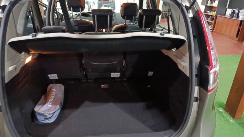 RENAULT scenic 1.5 dci aut. dinamique