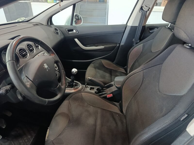 PEUGEOT 308 1.6 hdi 110cv sport