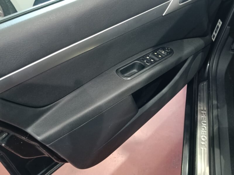 PEUGEOT 407 2.0 hdi 136cv sport pack st