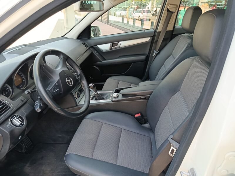 MERCEDES-BENZ C200 2.2 D 136cv avantgarde