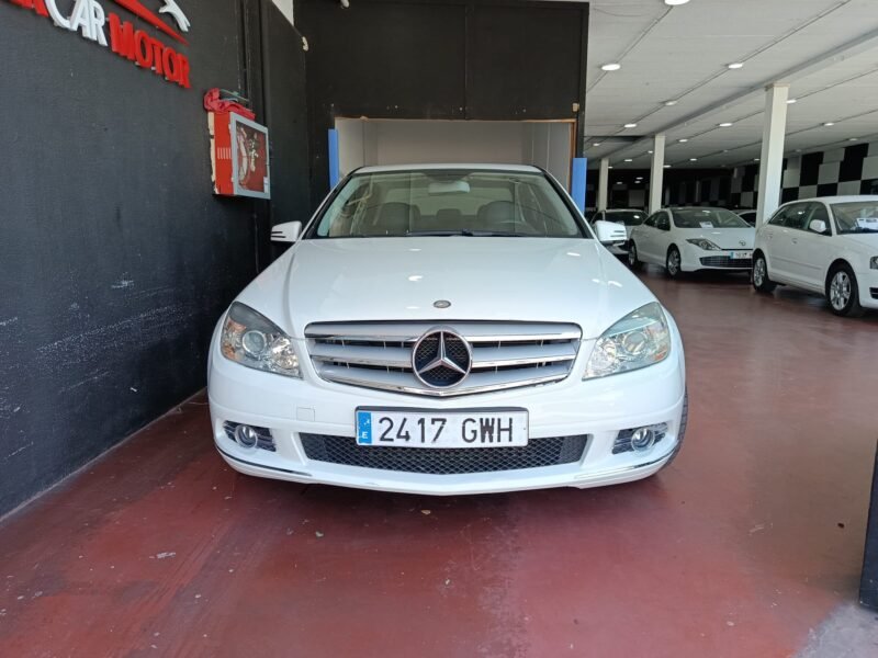 MERCEDES-BENZ C200 2.2 D 136cv avantgarde