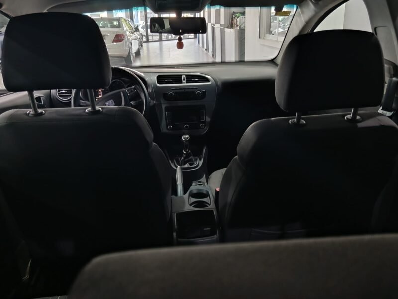 SEAT LEON 1.6 tdi style copa