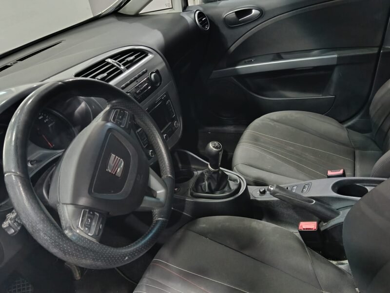 SEAT LEON 1.6 tdi style copa