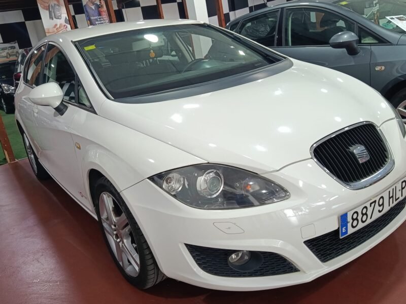 SEAT LEON 1.6 tdi style copa