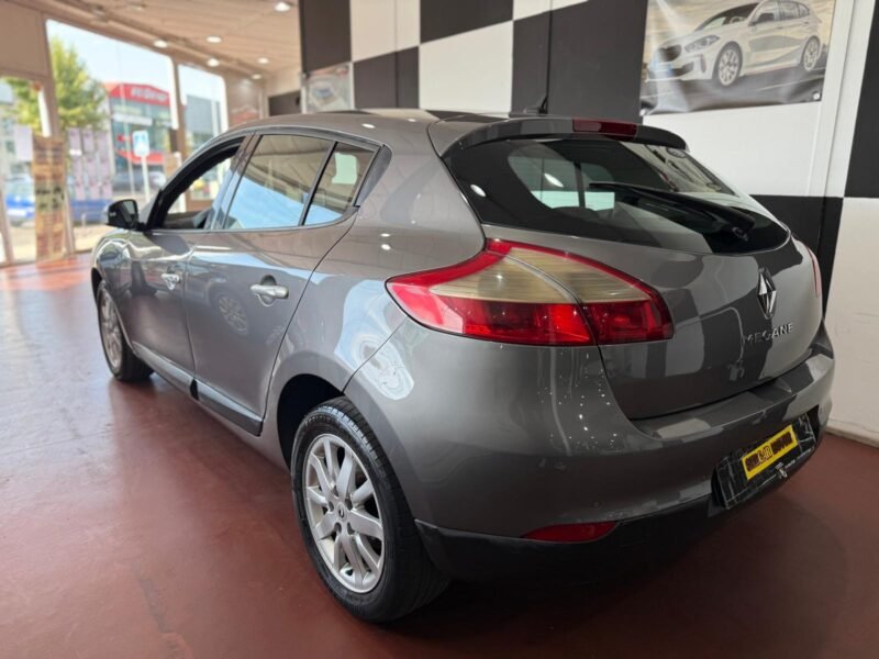 RENAULT Megane 1.9 DCi 130CV PRIVILEGE