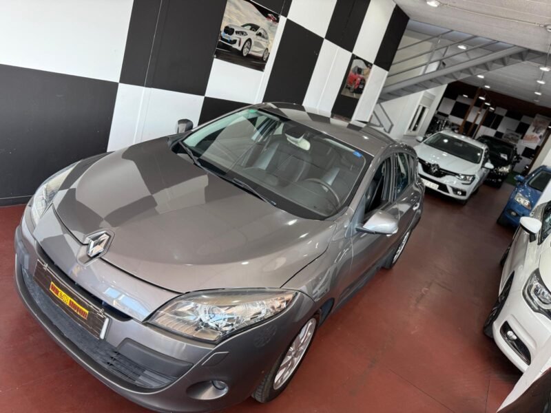 RENAULT Megane 1.9 DCi 130CV PRIVILEGE
