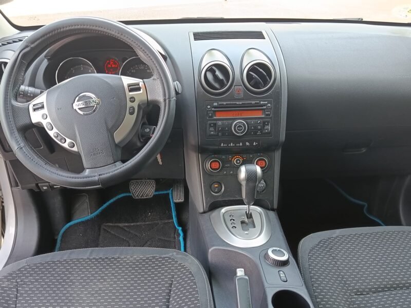 NISSAN QASHQAI+2 2.0 dci 4×4 acenta
