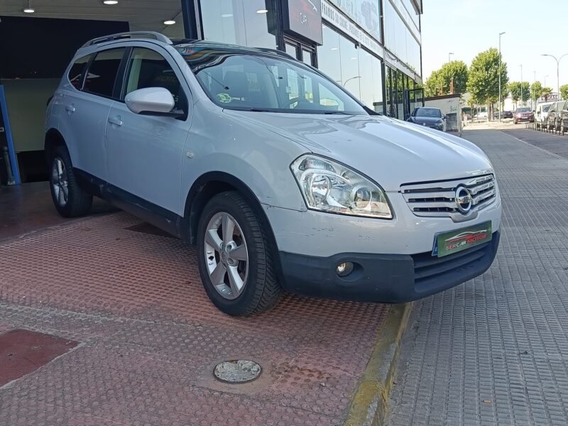 NISSAN QASHQAI+2 2.0 dci 4×4 acenta